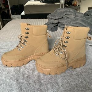 Pretty little thing boots